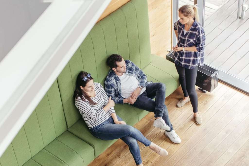Cómo las residencias de estudiantes mejoran la experiencia con habitaciones y baños bien equipados